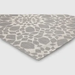 5' X 7' Medallion Outdoor Rug Gray - Threshold™