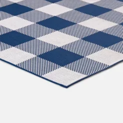 Buffalo Plaid Outdoor Rug - Threshold™